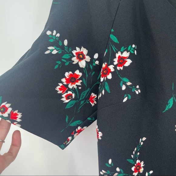 DRAPER JAMES Dress Black Floral Printed Crepe V-Neck Dress Party Cocktail SZ 10 - Picture 7 of 15